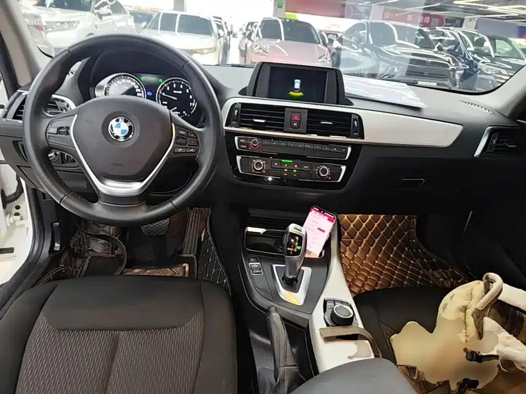 2018 BMW 1 Series Imported Model 118i Leading Edition — миниатюра 10