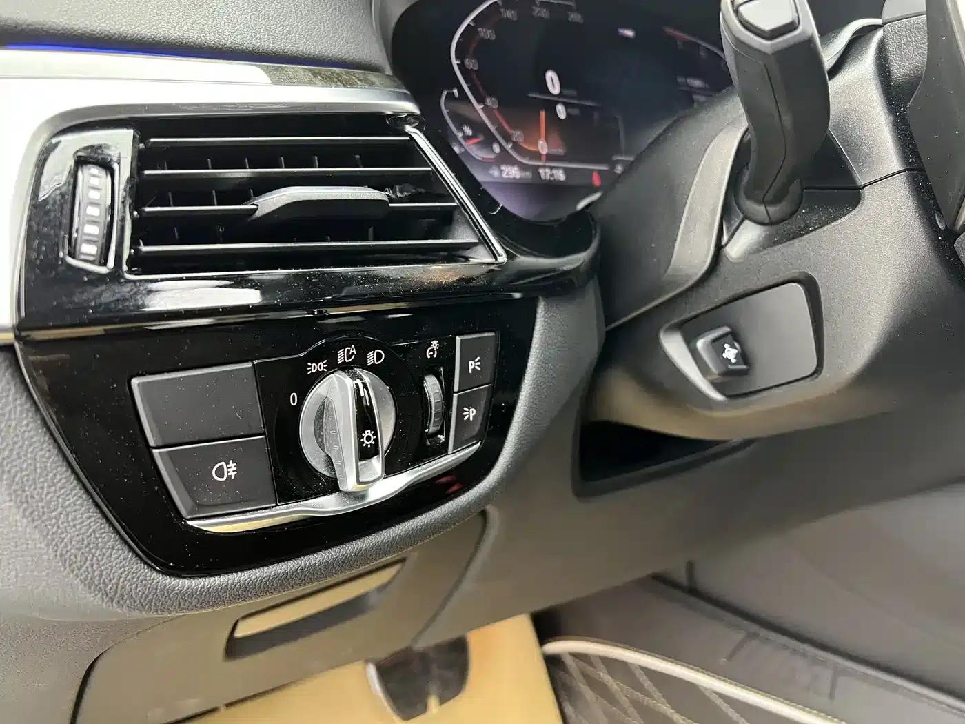2021 BMW 6 Series GT Facelift 630i M Sport Package — миниатюра 5