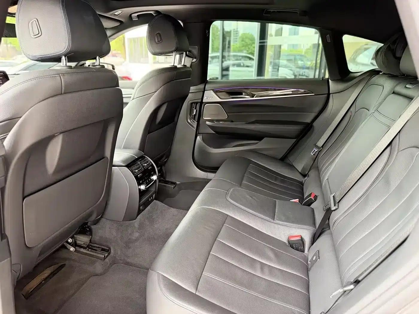 2021 BMW 6 Series GT Facelift 630i M Sport Package — миниатюра 9
