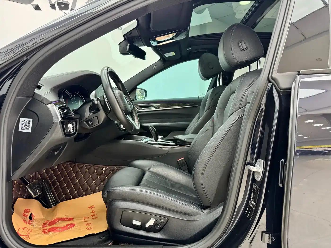 2019 BMW 6 Series GT 630i M Sport Package — миниатюра 6