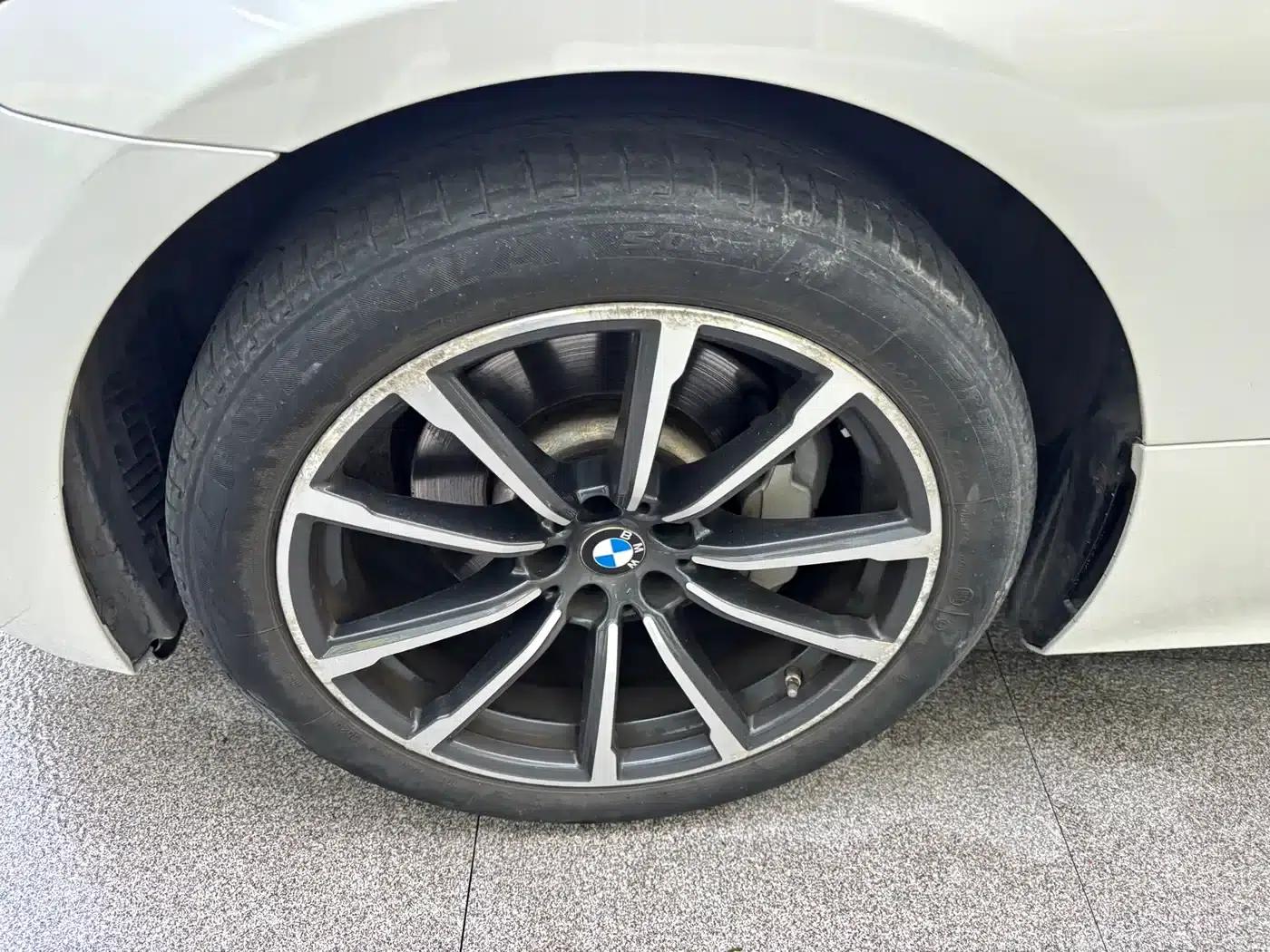 2021 BMW 6 Series GT 630i Luxury Design Package — миниатюра 3