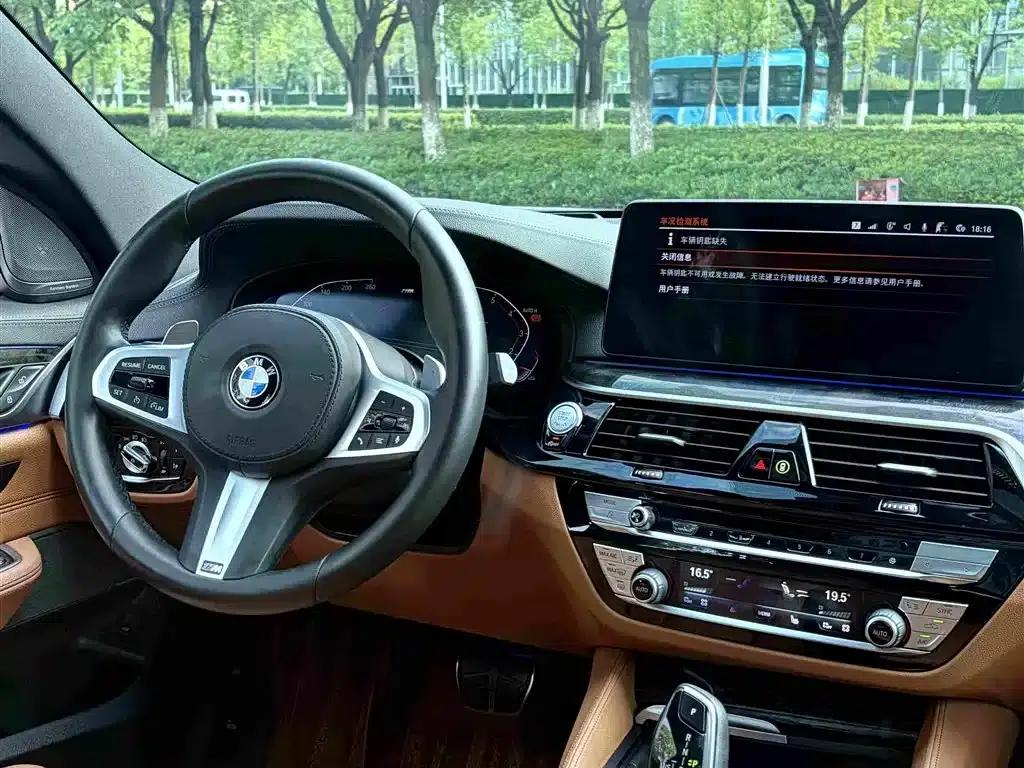 2021 BMW 6 Series GT 630i M Sport Package — миниатюра 17