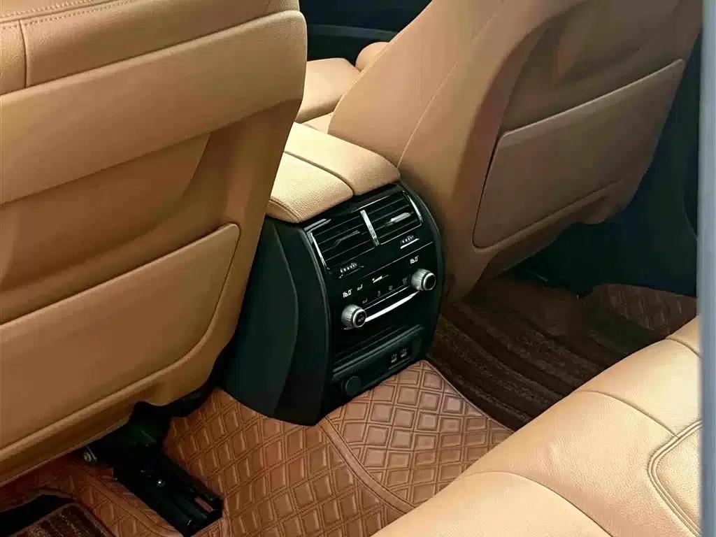 2021 BMW 6 Series GT 630i M Sport Package — миниатюра 19