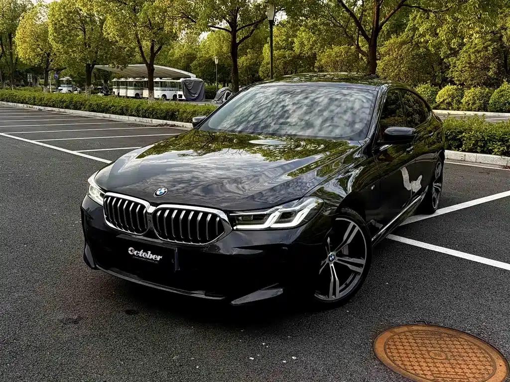 2021 BMW 6 Series GT 630i M Sport Package — миниатюра 4