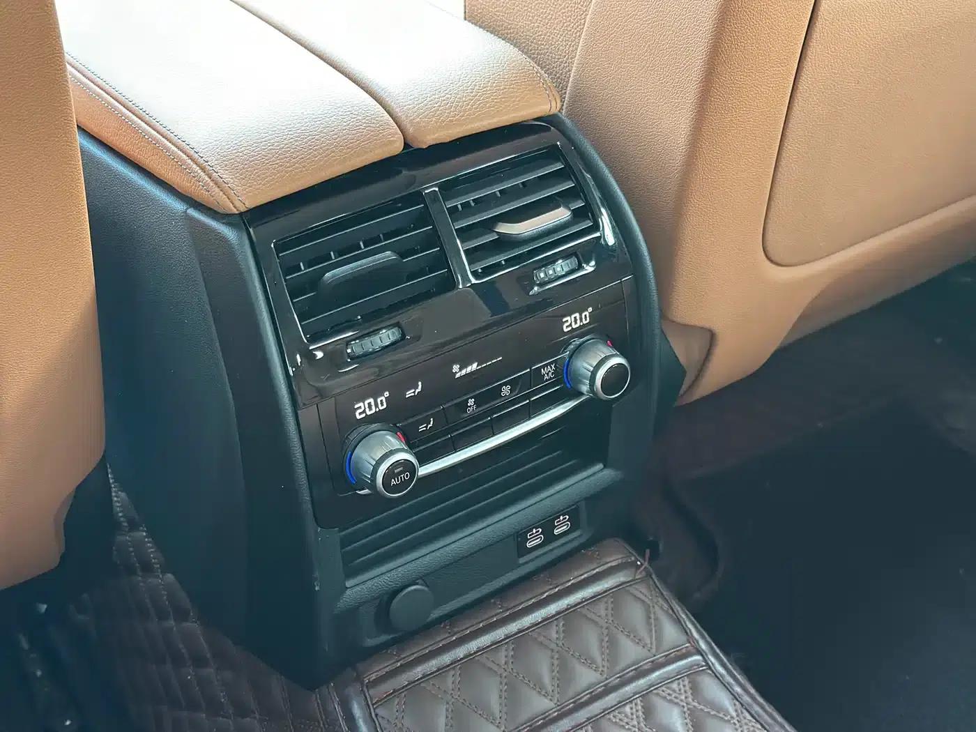 2021 BMW 6 Series GT 630i Luxury Design Package — миниатюра 16