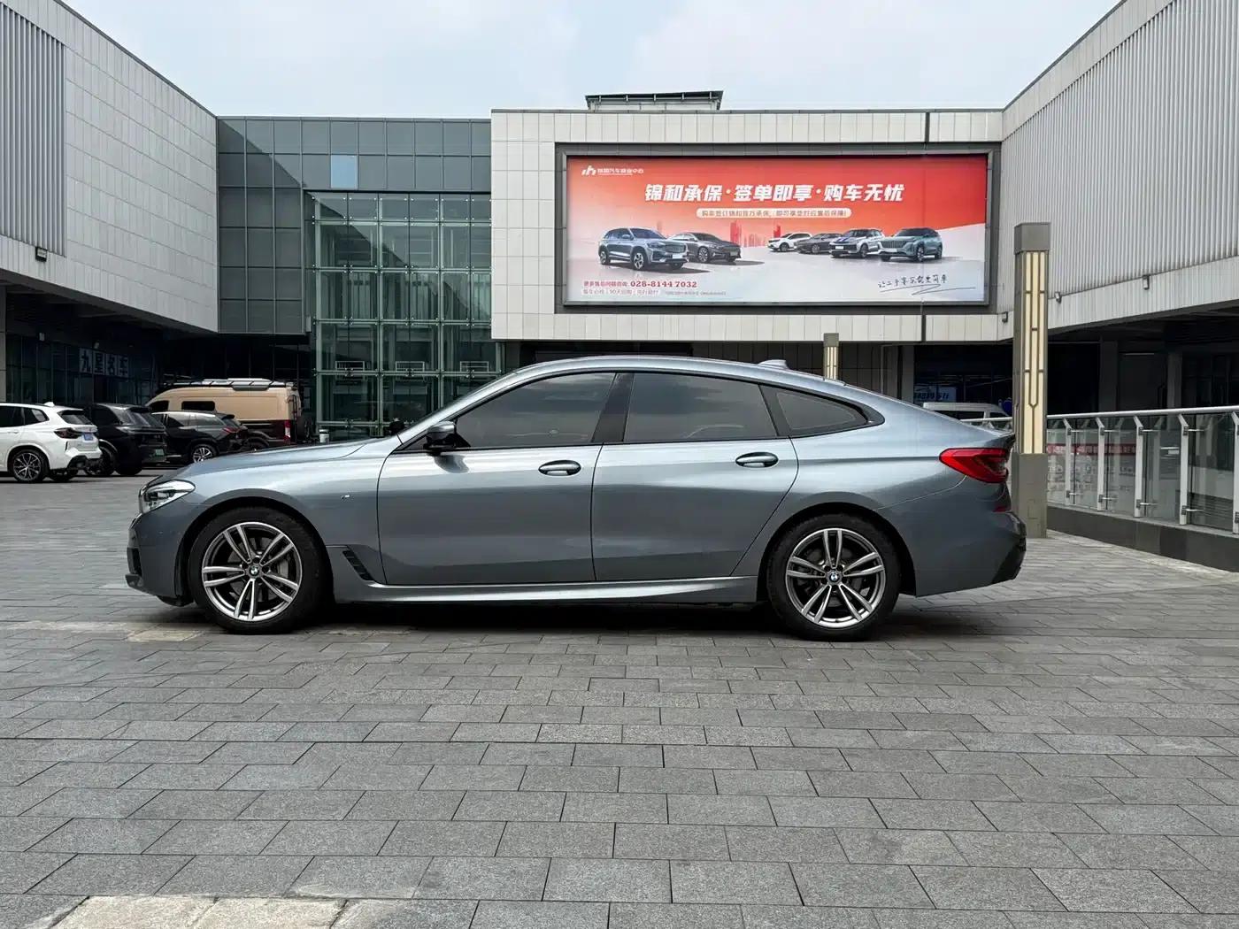 2019 BMW 6 Series GT 630i M Sport Package — миниатюра 4