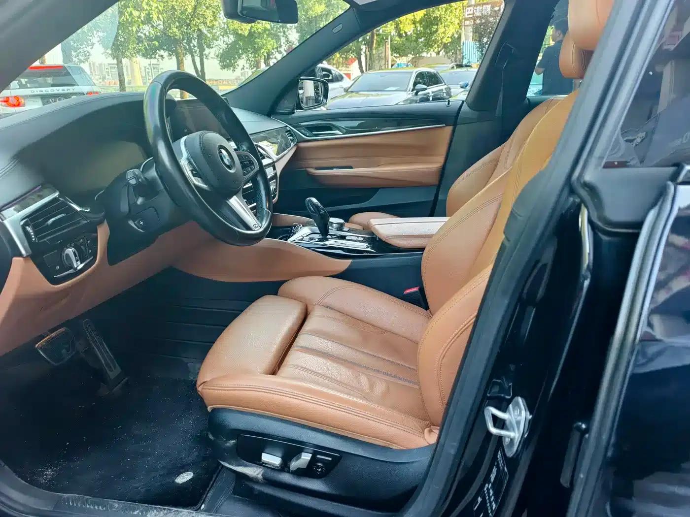 2019 BMW 6 Series GT 630i M Sport Package — миниатюра 4
