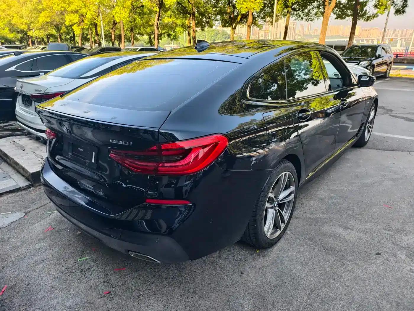 2019 BMW 6 Series GT 630i M Sport Package — миниатюра 9