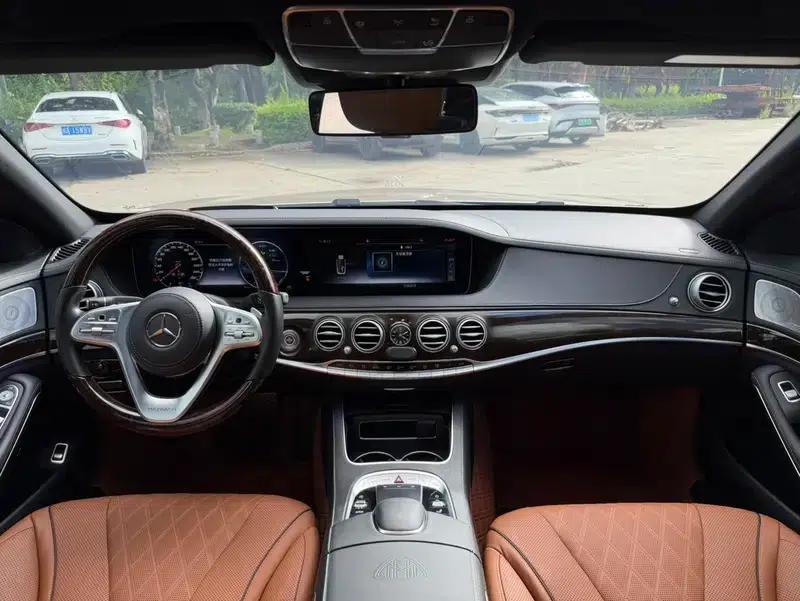Maybach S-Class 2020 S 450 4MATIC Collector's Edition — миниатюра 7