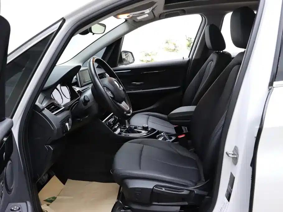 2018 BMW 2 Series Gran Tourer 218i Leading Edition — миниатюра 14