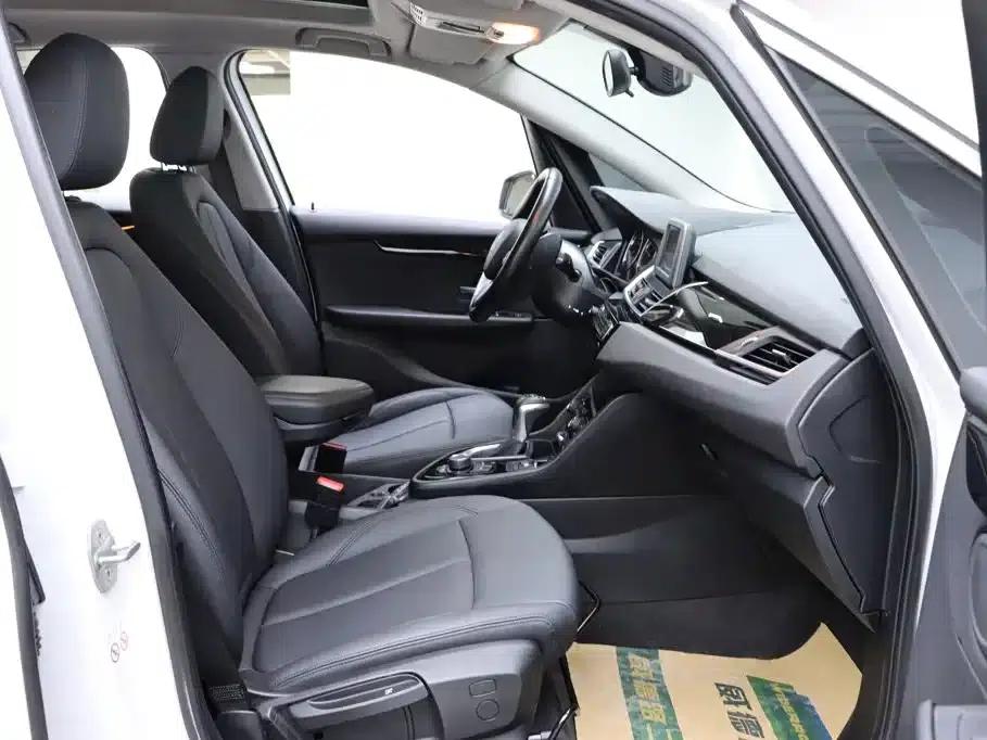 2018 BMW 2 Series Gran Tourer 218i Leading Edition — миниатюра 18
