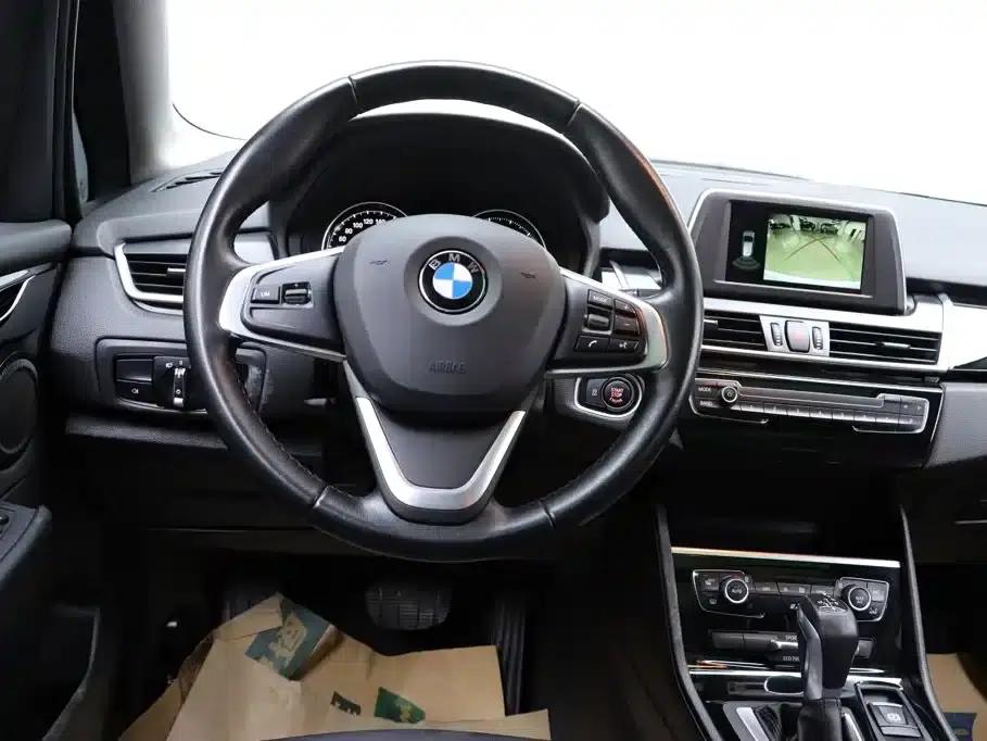 2018 BMW 2 Series Gran Tourer 218i Leading Edition — миниатюра 28