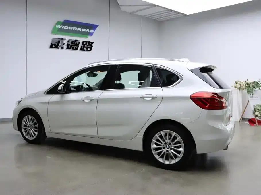 2018 BMW 2 Series Gran Tourer 218i Leading Edition — миниатюра 7