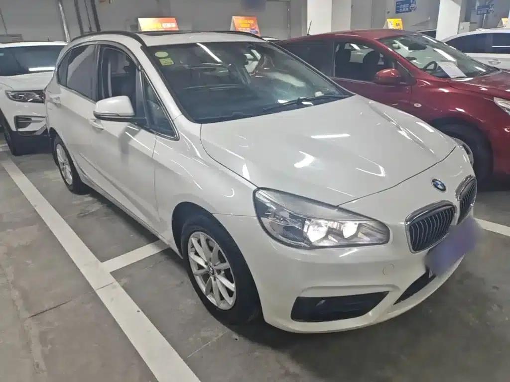 2016 BMW 2 Series Gran Tourer 218i Fashion Edition — миниатюра 4