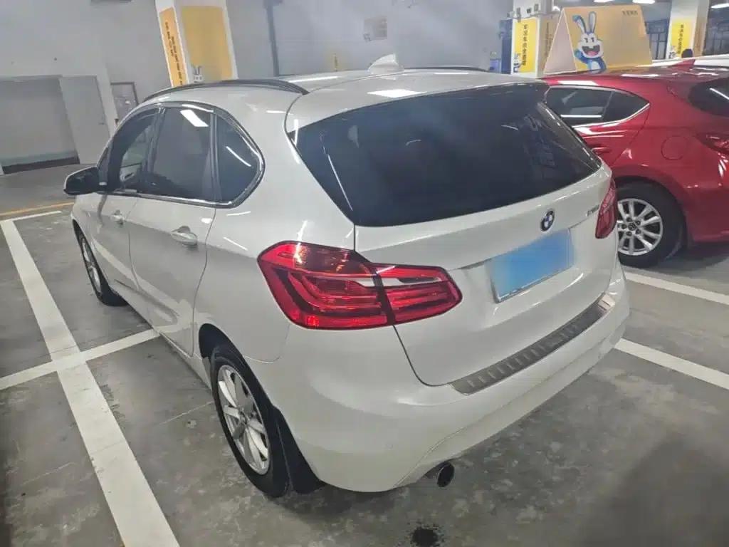 2016 BMW 2 Series Gran Tourer 218i Fashion Edition — миниатюра 5