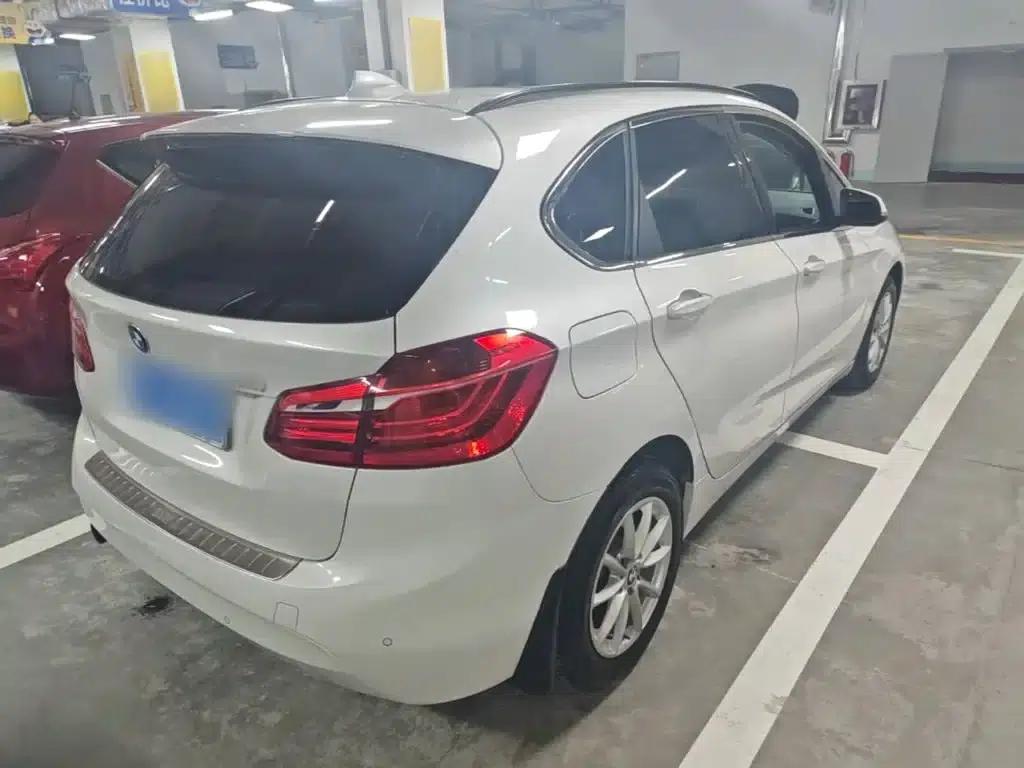 2016 BMW 2 Series Gran Tourer 218i Fashion Edition — миниатюра 7