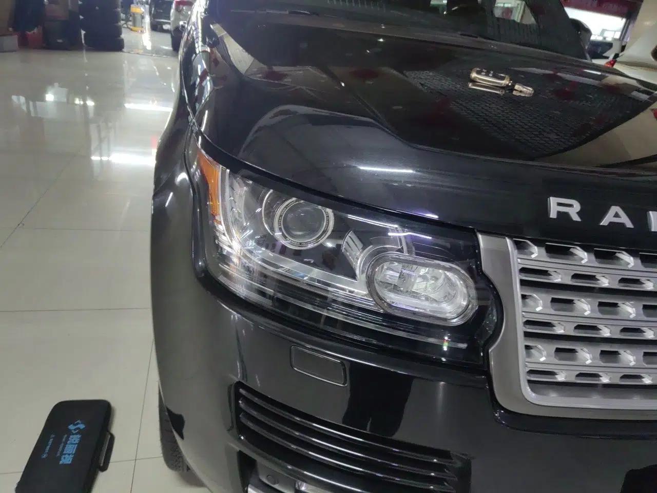 Land Rover Range Vogue Automatic Prestige Genesis Edition, U.S. Spec, 5.0T, 5-Seater — миниатюра 7