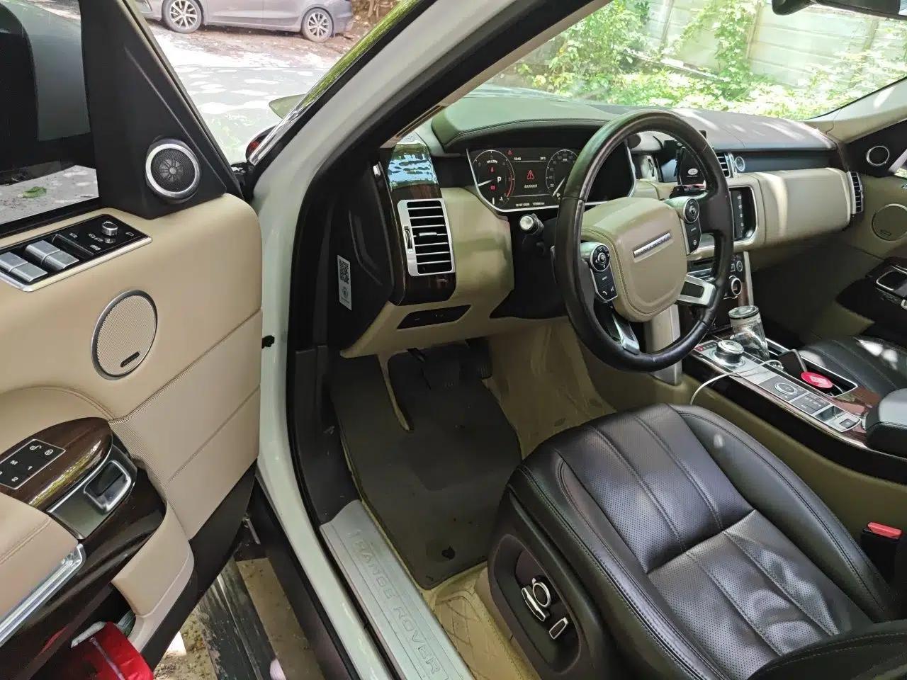 Land Rover Range Vogue Range Rover 3.0 Automatic Five-Seater Diesel Short Wheelbase (Parallel Import) — миниатюра 16