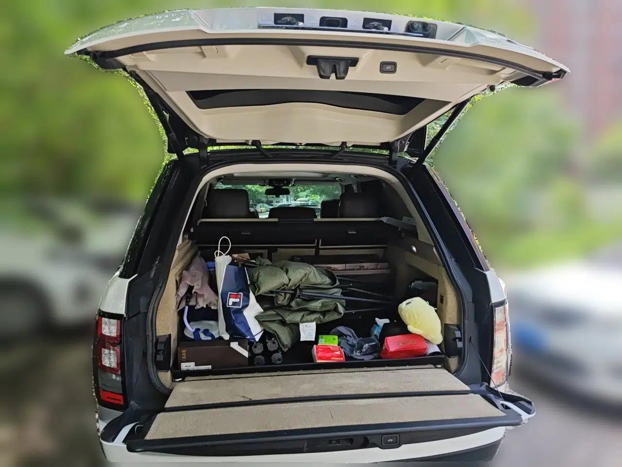 Land Rover Range Vogue Range Rover 3.0 Automatic Five-Seater Diesel Short Wheelbase (Parallel Import) — миниатюра 19
