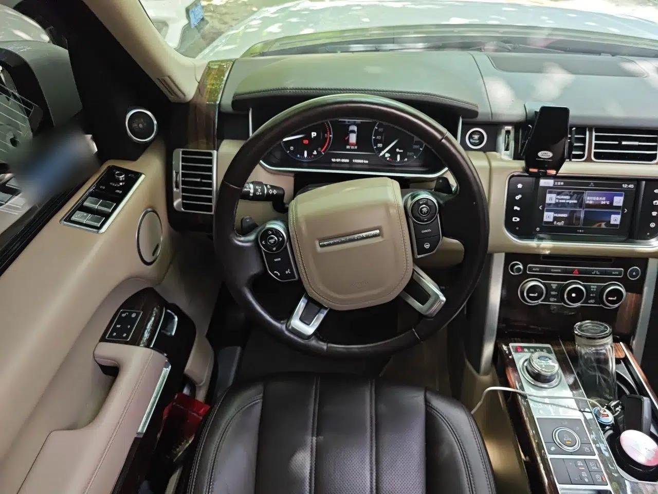 Land Rover Range Vogue Range Rover 3.0 Automatic Five-Seater Diesel Short Wheelbase (Parallel Import) — миниатюра 10