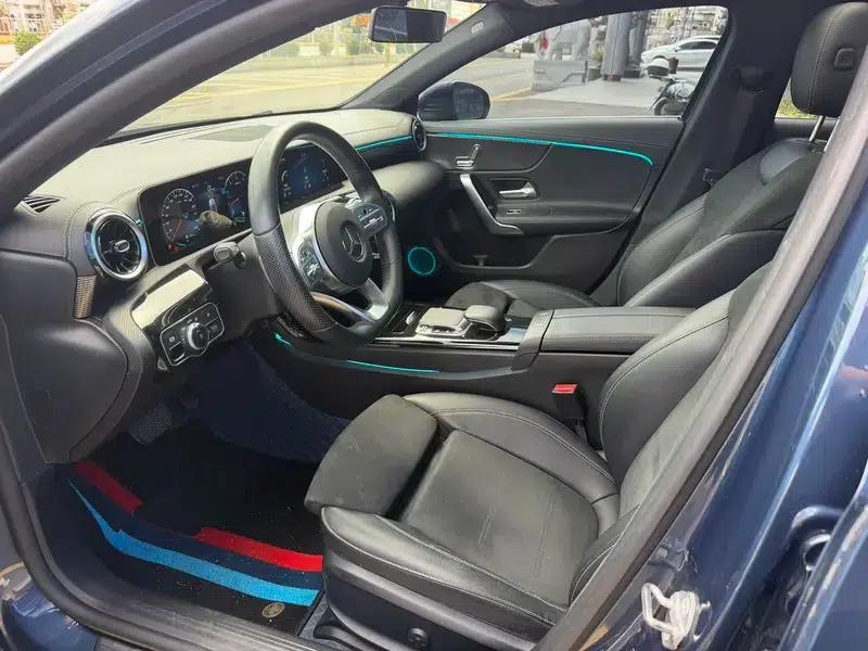 2019 Mercedes-Benz A-Class A 200 L Sport Sedan — миниатюра 8