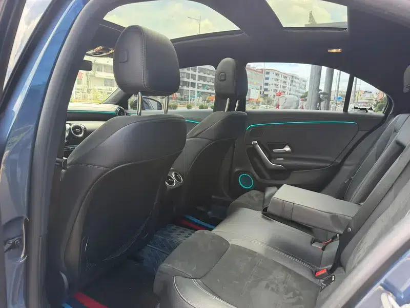 2019 Mercedes-Benz A-Class A 200 L Sport Sedan — миниатюра 9