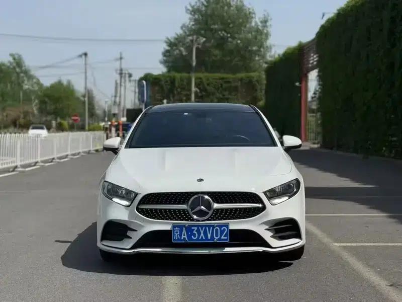 2022 Mercedes-Benz A-Class A 180 L Sport Sedan — миниатюра 2