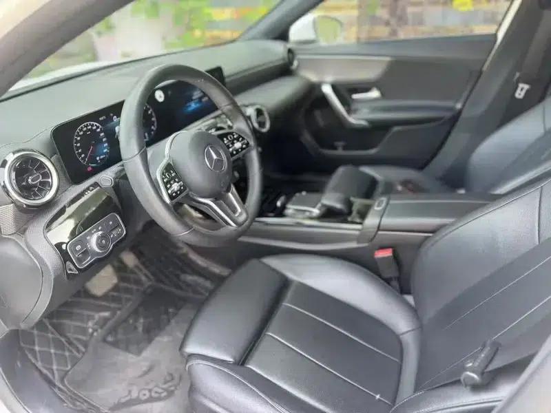 2022 Mercedes-Benz A-Class A 180 L Sport Sedan — миниатюра 9