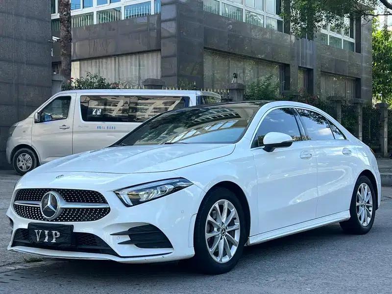 2019 Mercedes-Benz A-Class A 200 L Sport Sedan — миниатюра 1