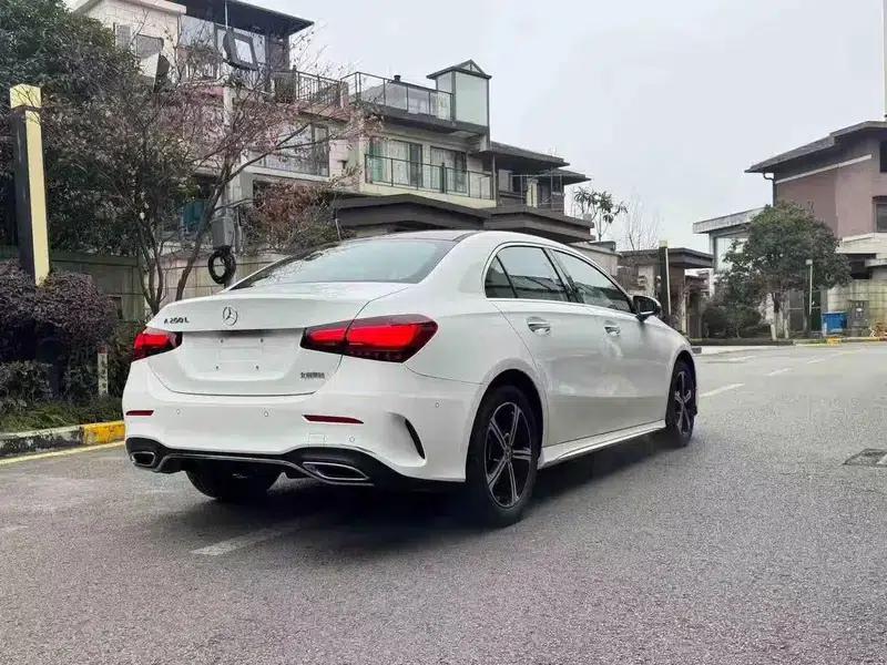 2023 Mercedes-Benz A-Class A 200 L Sport Sedan Fashion Edition — миниатюра 6