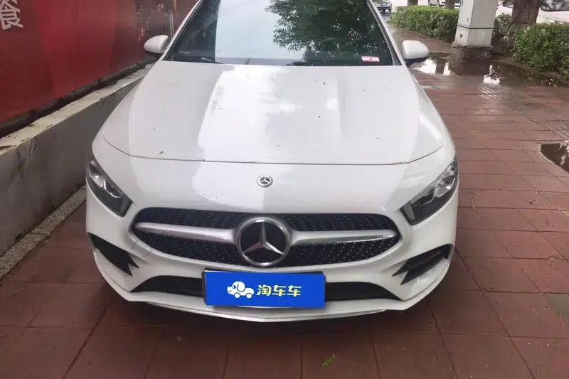Mercedes-Benz A-Class 2020 Facelift A 200 L Sport Sedan Fashion Model — миниатюра 2