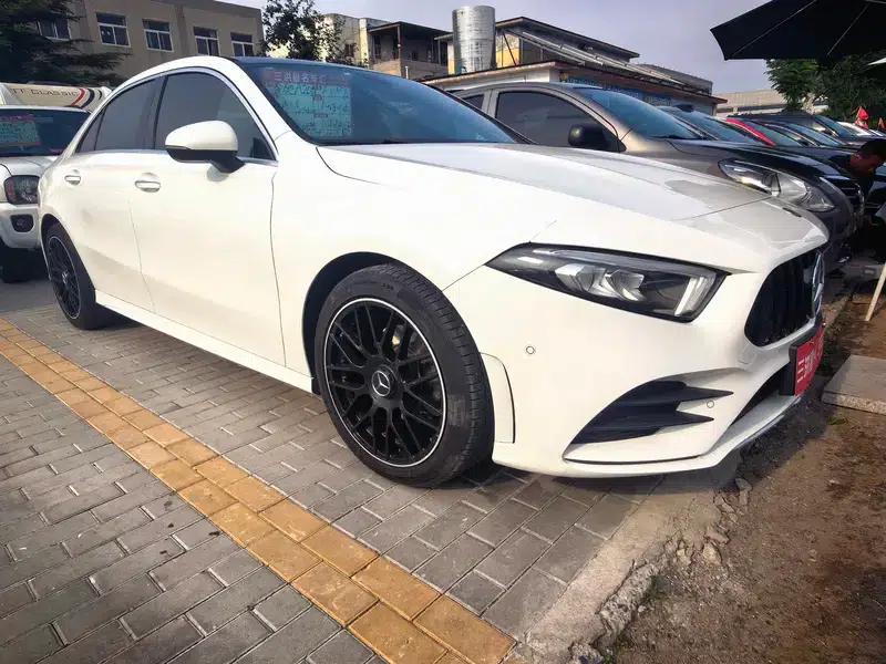 Mercedes-Benz A-Class 2020 A 200 L Sport Sedan — миниатюра 3