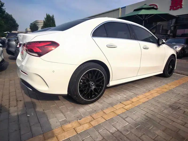 Mercedes-Benz A-Class 2020 A 200 L Sport Sedan — миниатюра 6