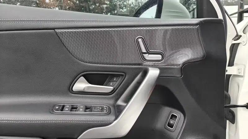 Mercedes-Benz A-Class 2021 A 200 L Sport Sedan Fashion Edition — миниатюра 11