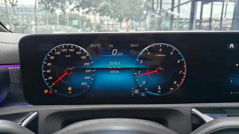 Mercedes-Benz A-Class 2021 A 200 L Sport Sedan Fashion Edition — миниатюра 13