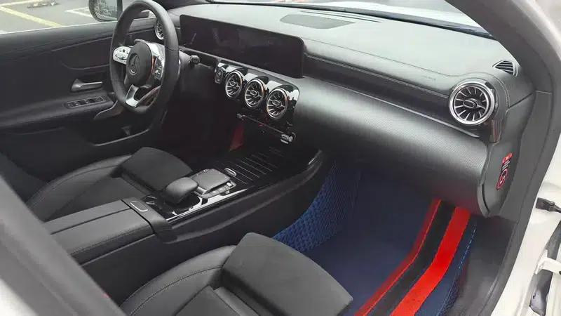 Mercedes-Benz A-Class 2021 A 200 L Sport Sedan Fashion Edition — миниатюра 10