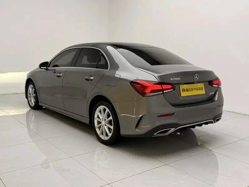 2021 Mercedes-Benz A-Class A 200 L Sport Sedan Dynamic Edition — миниатюра 5