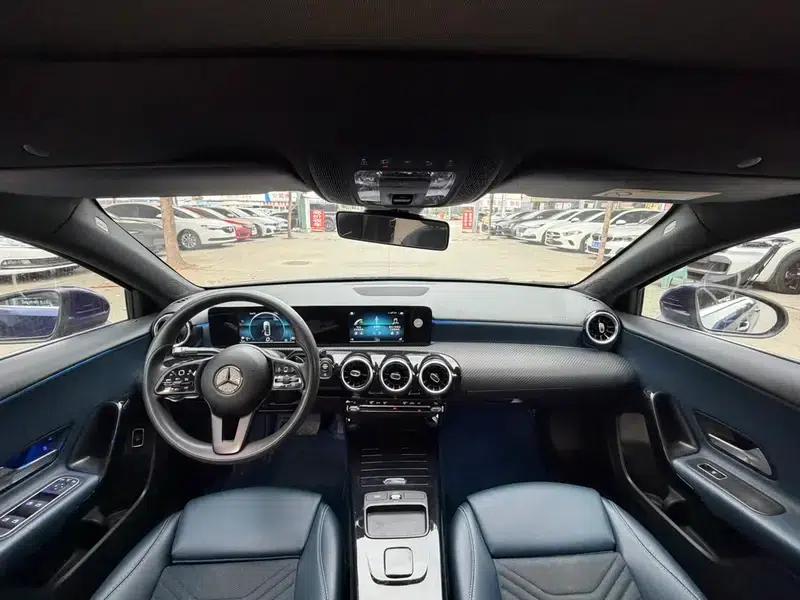 2021 Mercedes-Benz A-Class A 180 L Sport Sedan — миниатюра 7