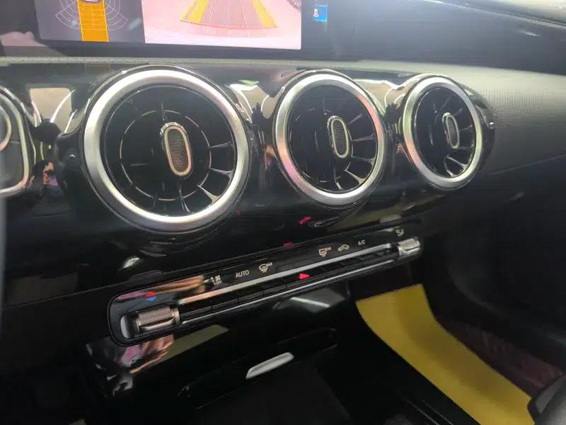 2021 Mercedes-Benz A-Class A 200 L Sport Sedan Dynamic Edition — миниатюра 12