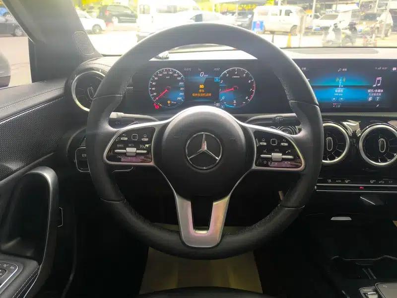 2021 Mercedes-Benz A-Class A 200 L Sport Sedan Dynamic Edition — миниатюра 14
