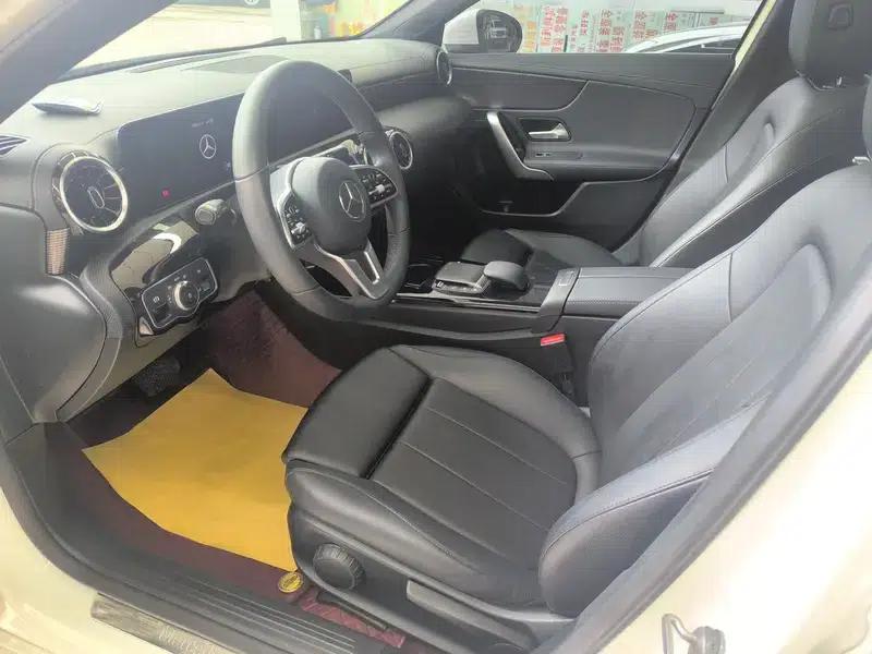 2021 Mercedes-Benz A-Class A 200 L Sport Sedan Dynamic Edition — миниатюра 15