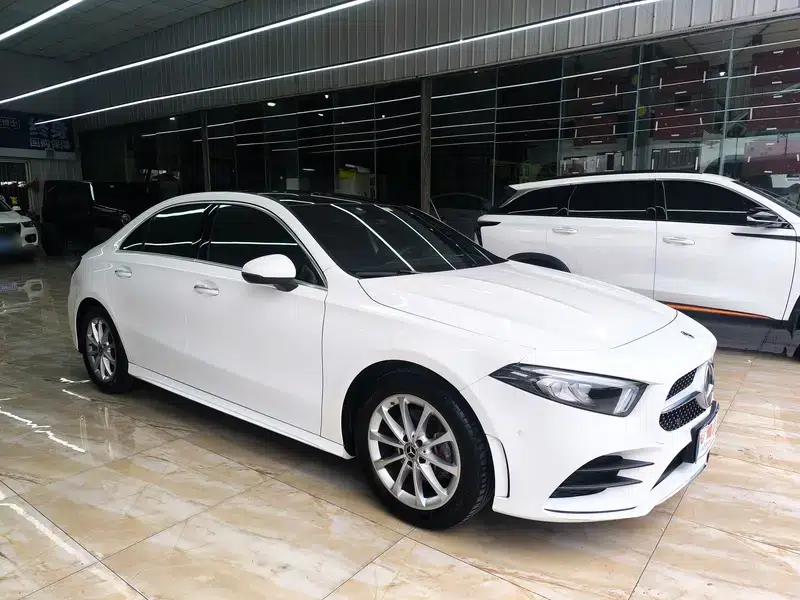 2021 Mercedes-Benz A-Class A 200 L Sport Sedan Dynamic Edition — миниатюра 3