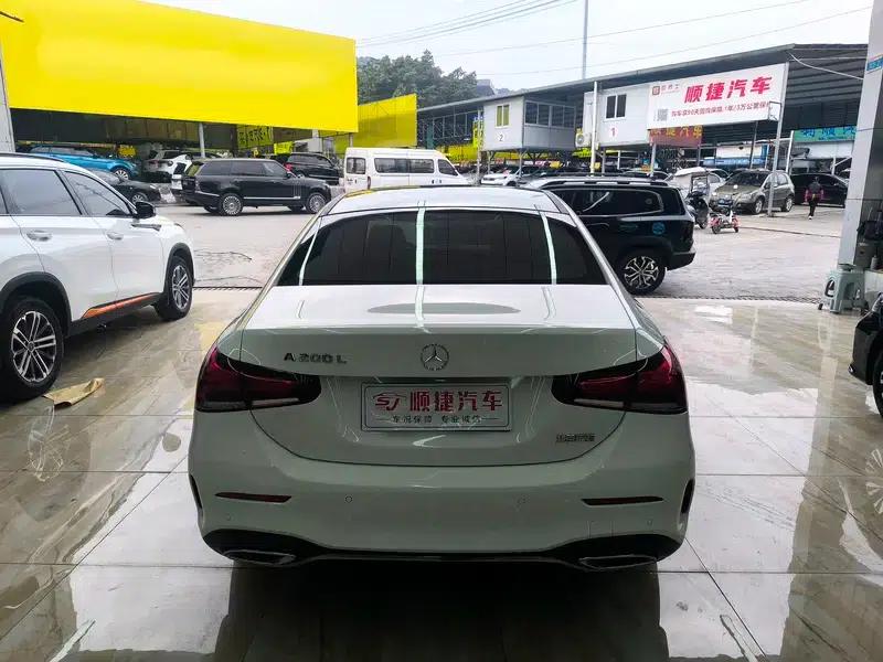 2021 Mercedes-Benz A-Class A 200 L Sport Sedan Dynamic Edition — миниатюра 5