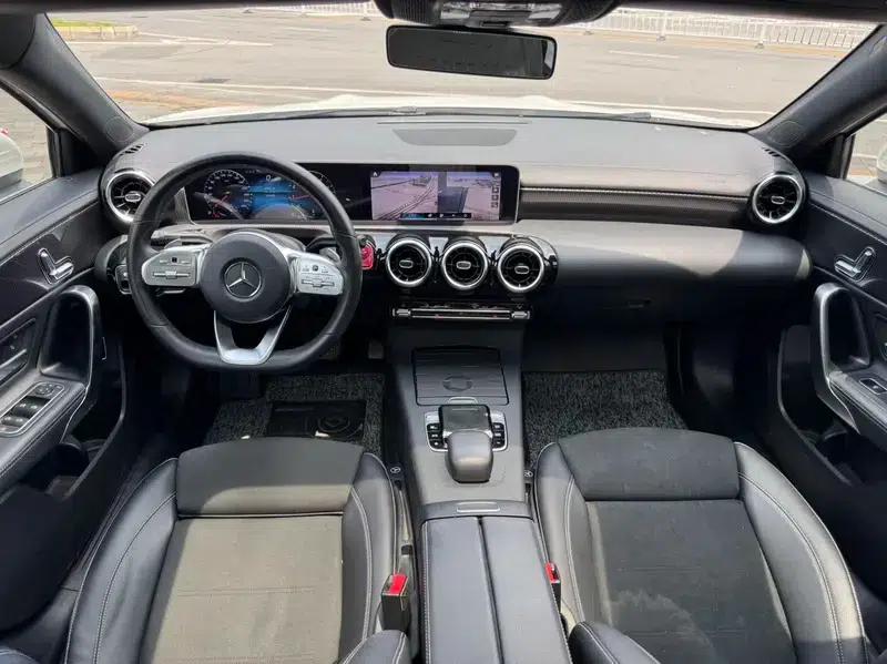 2019 Mercedes-Benz A-Class A 200 L Sport Sedan — миниатюра 8