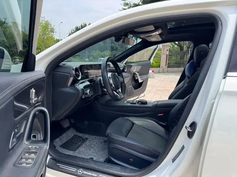2019 Mercedes-Benz A-Class A 200 L Sport Sedan — миниатюра 10