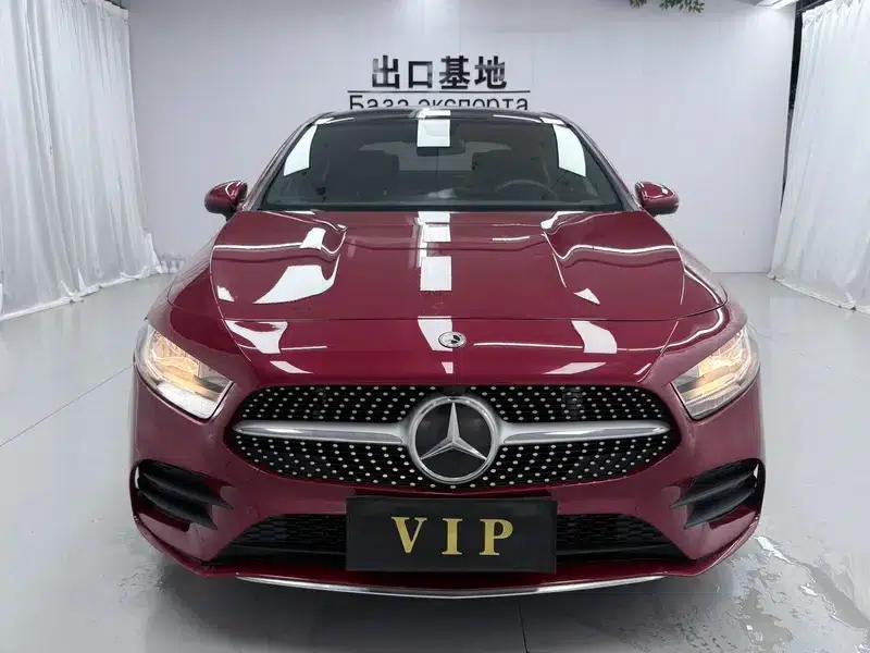 2022 Mercedes-Benz A-Class A 180 L Sport Sedan — миниатюра 2