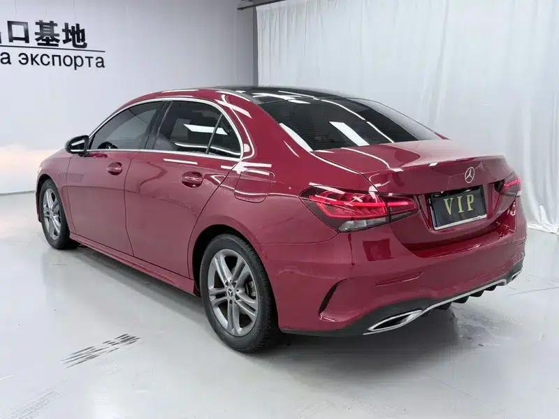 2022 Mercedes-Benz A-Class A 180 L Sport Sedan — миниатюра 4