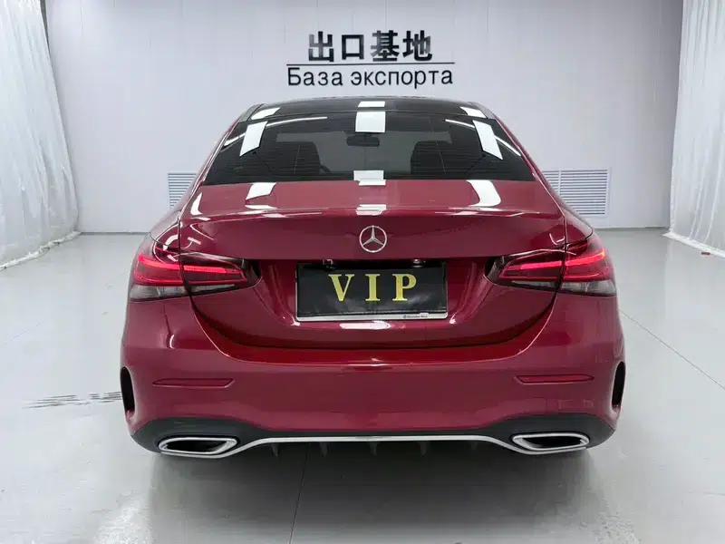2022 Mercedes-Benz A-Class A 180 L Sport Sedan — миниатюра 5