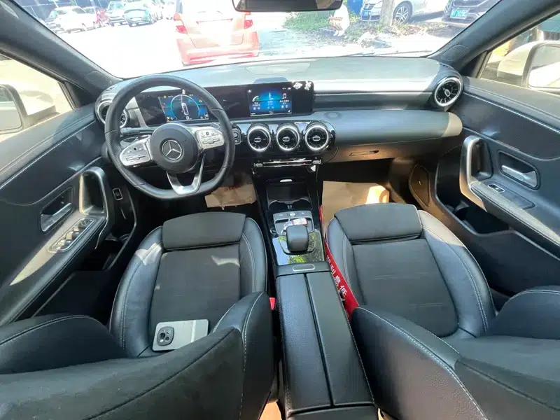 2019 Mercedes-Benz A-Class A 180 L — миниатюра 9