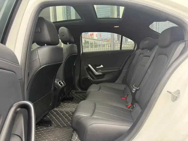 2022 Mercedes-Benz A-Class A 200 L Sport Sedan Dynamic Edition — миниатюра 17
